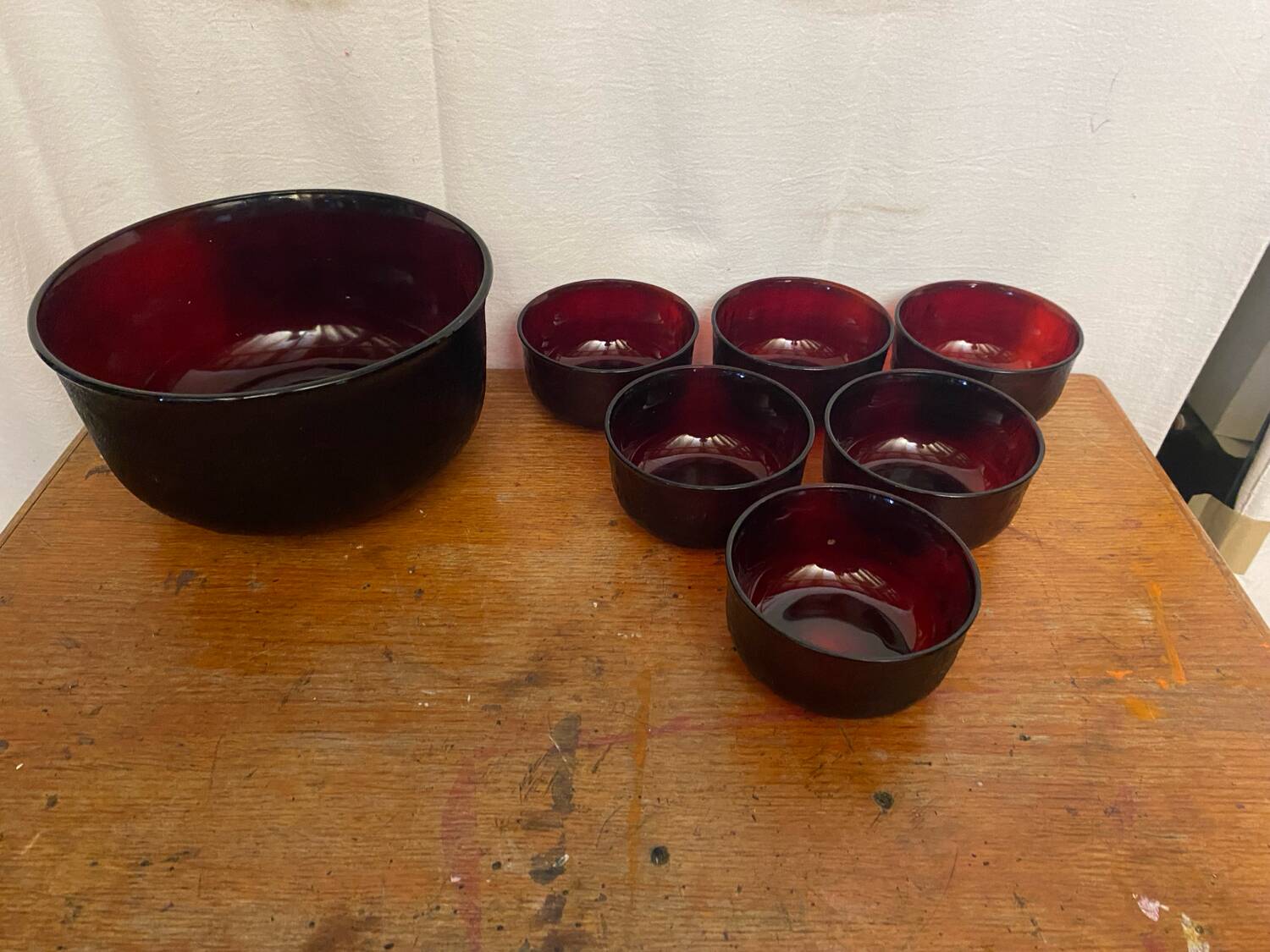 Salad bowl + 6 vintage ARCOROC Sierra molded glass bowls, ruby red, Vinta
