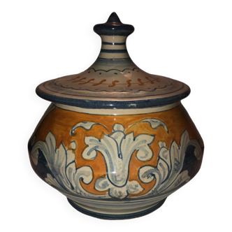 Majolica biscuit jar made in Deruta, Italy