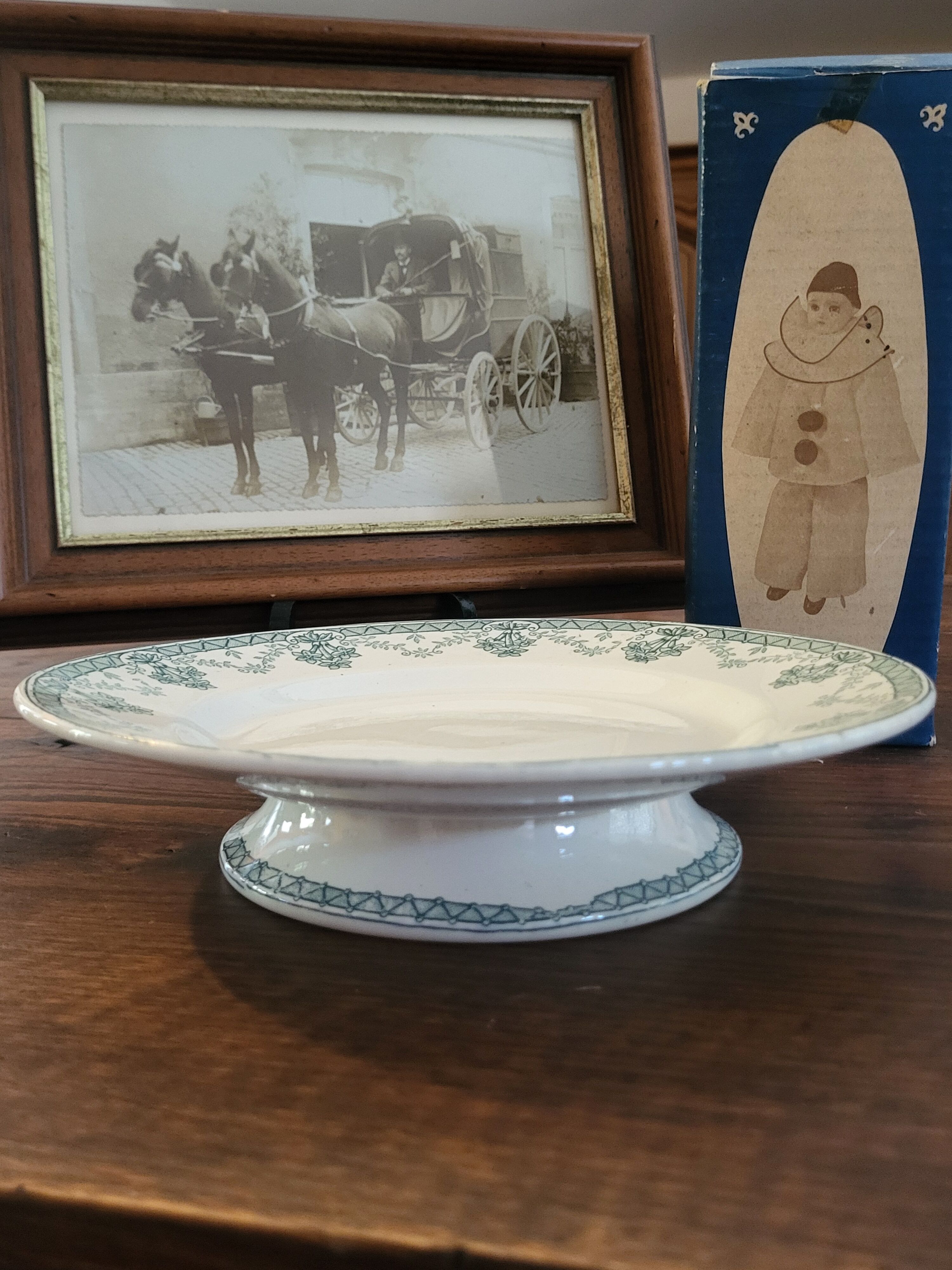 Antique cake stand Saint Amand Model Cahors