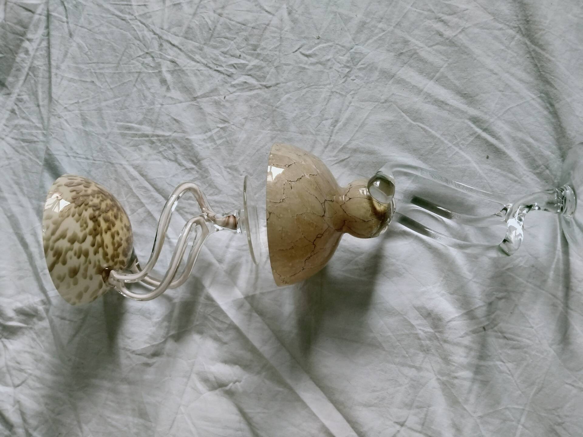 2 blown glass cups