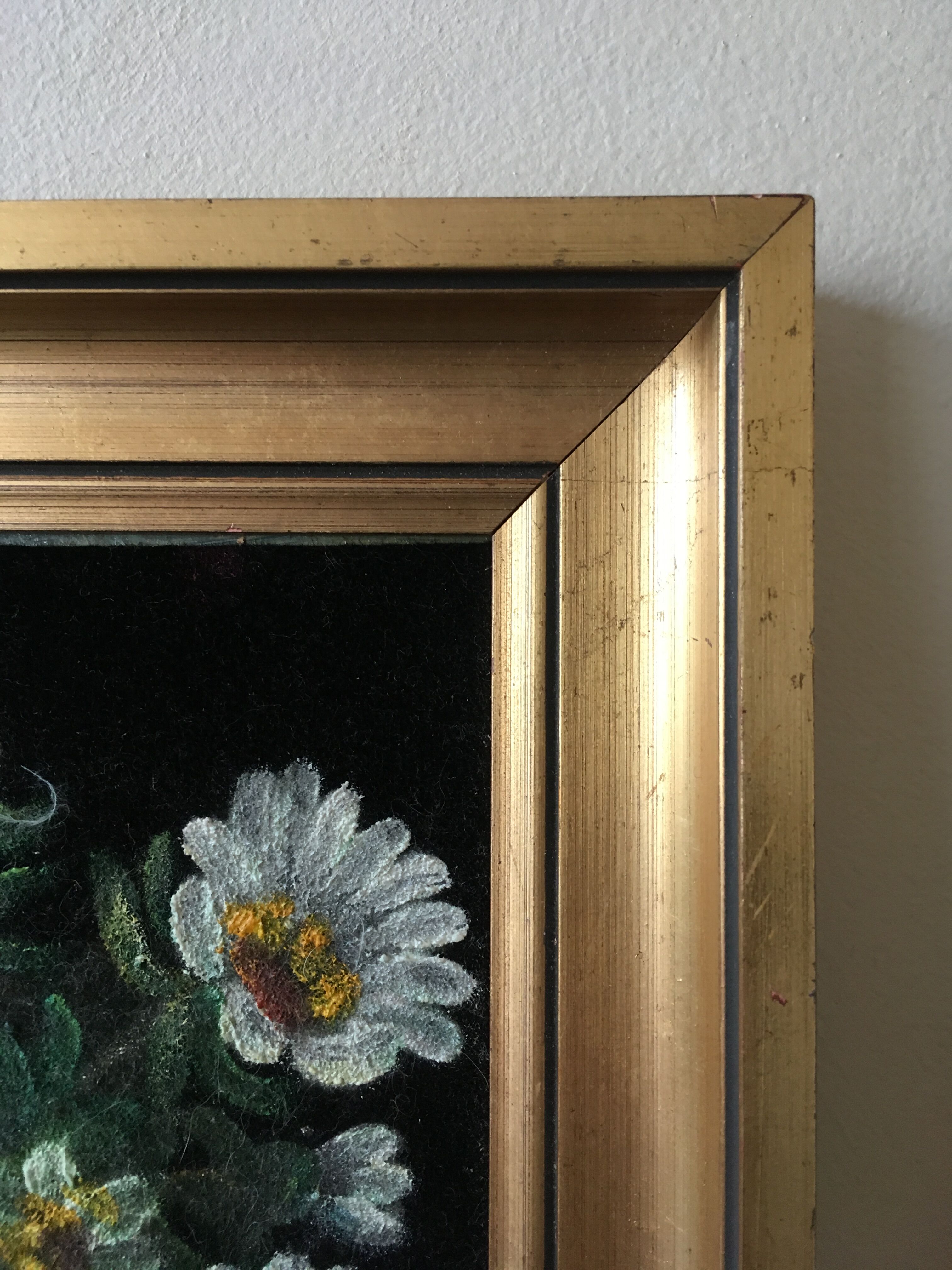 Painting bouquet of white flowers golden frame