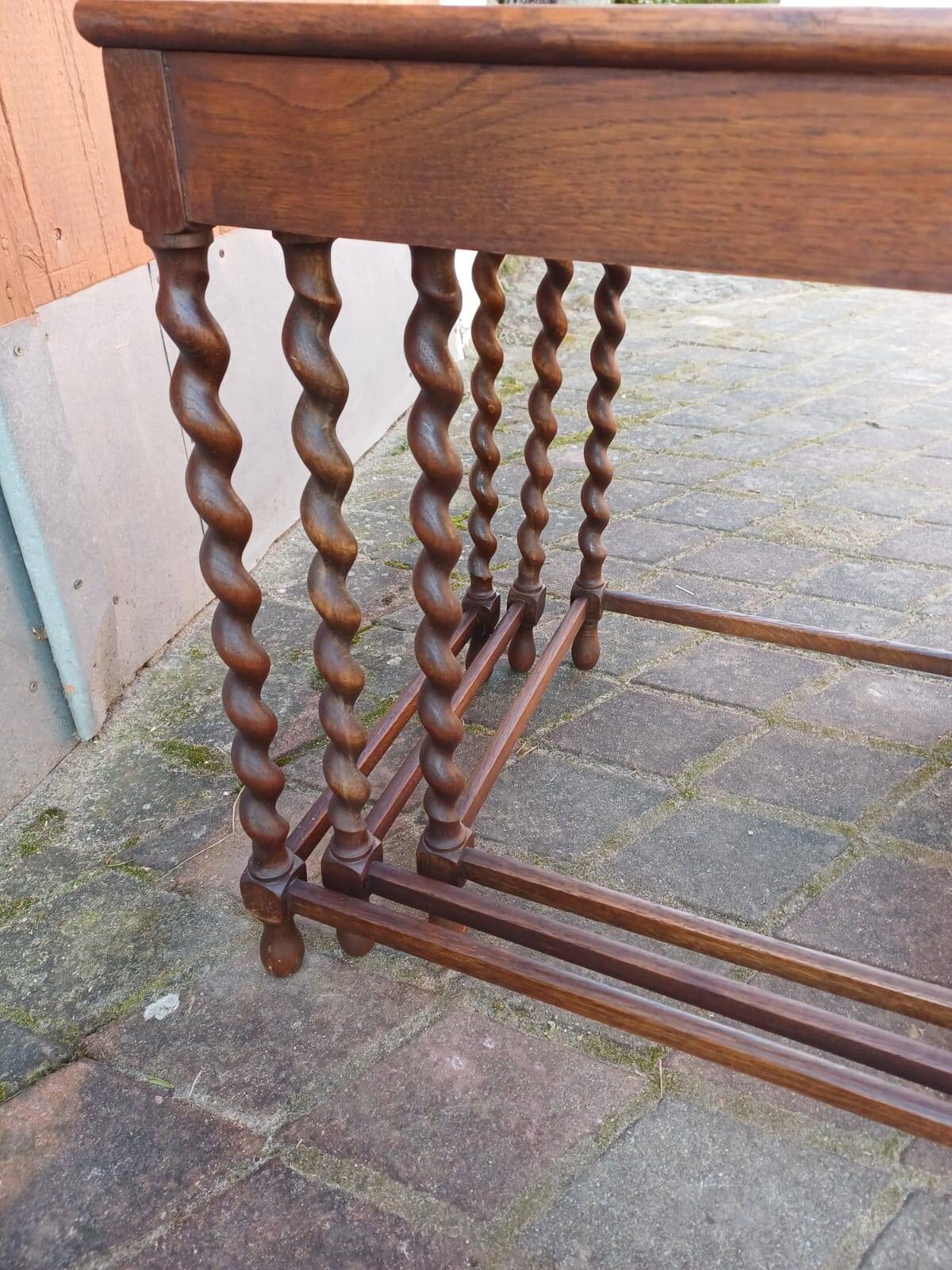 Mahogany nesting tables, set of 3
