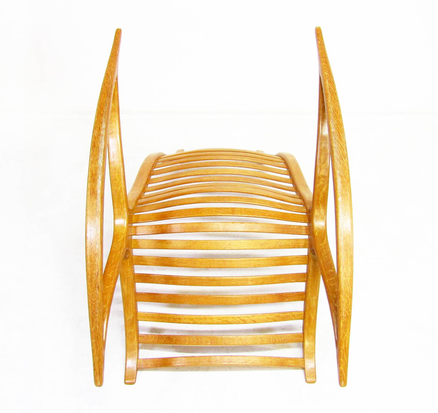 Sculptural 1960s Wishbone Rocking Chair In Oak By Robin Williams