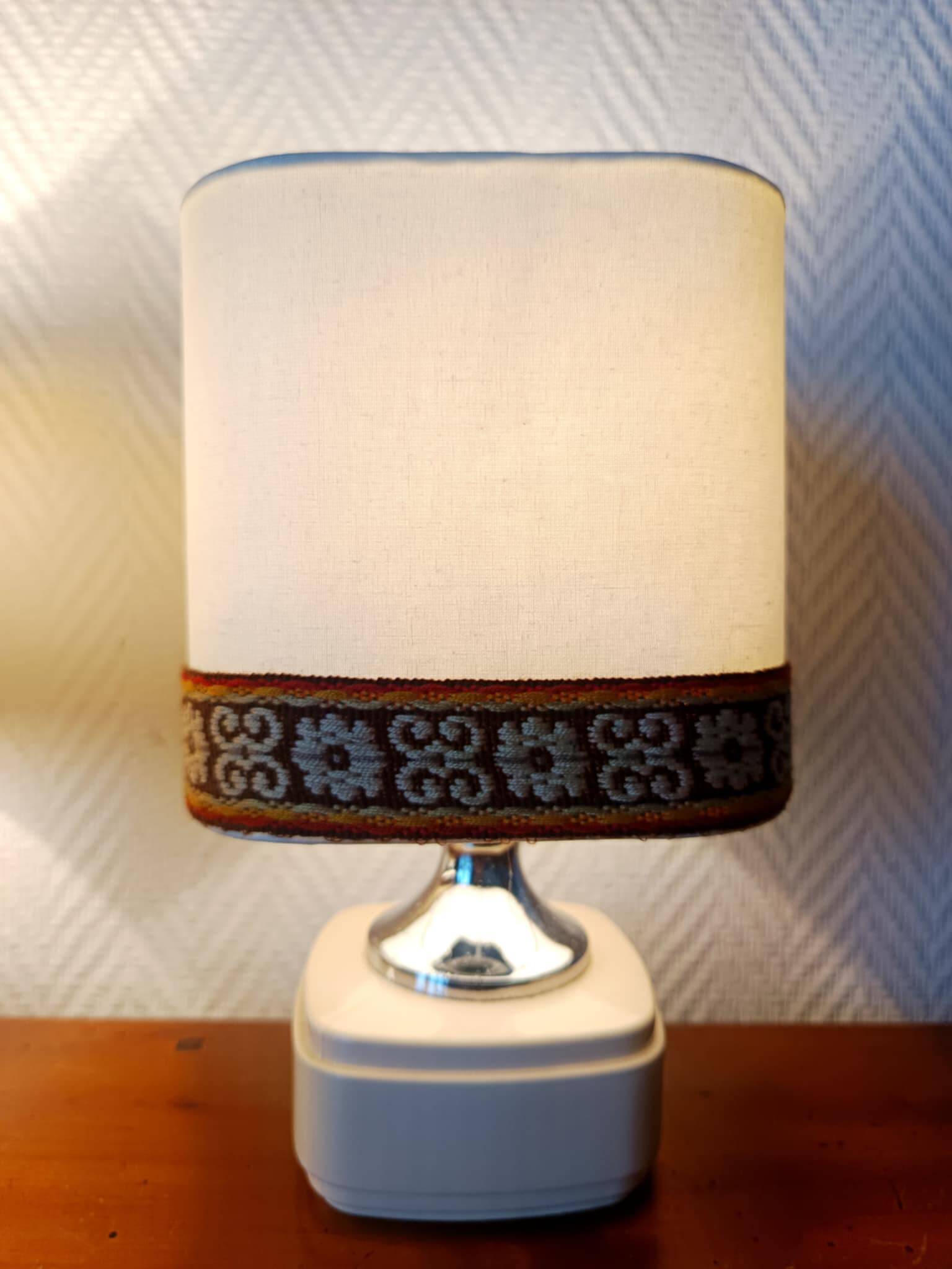 Pair of vintage 1970s lamps