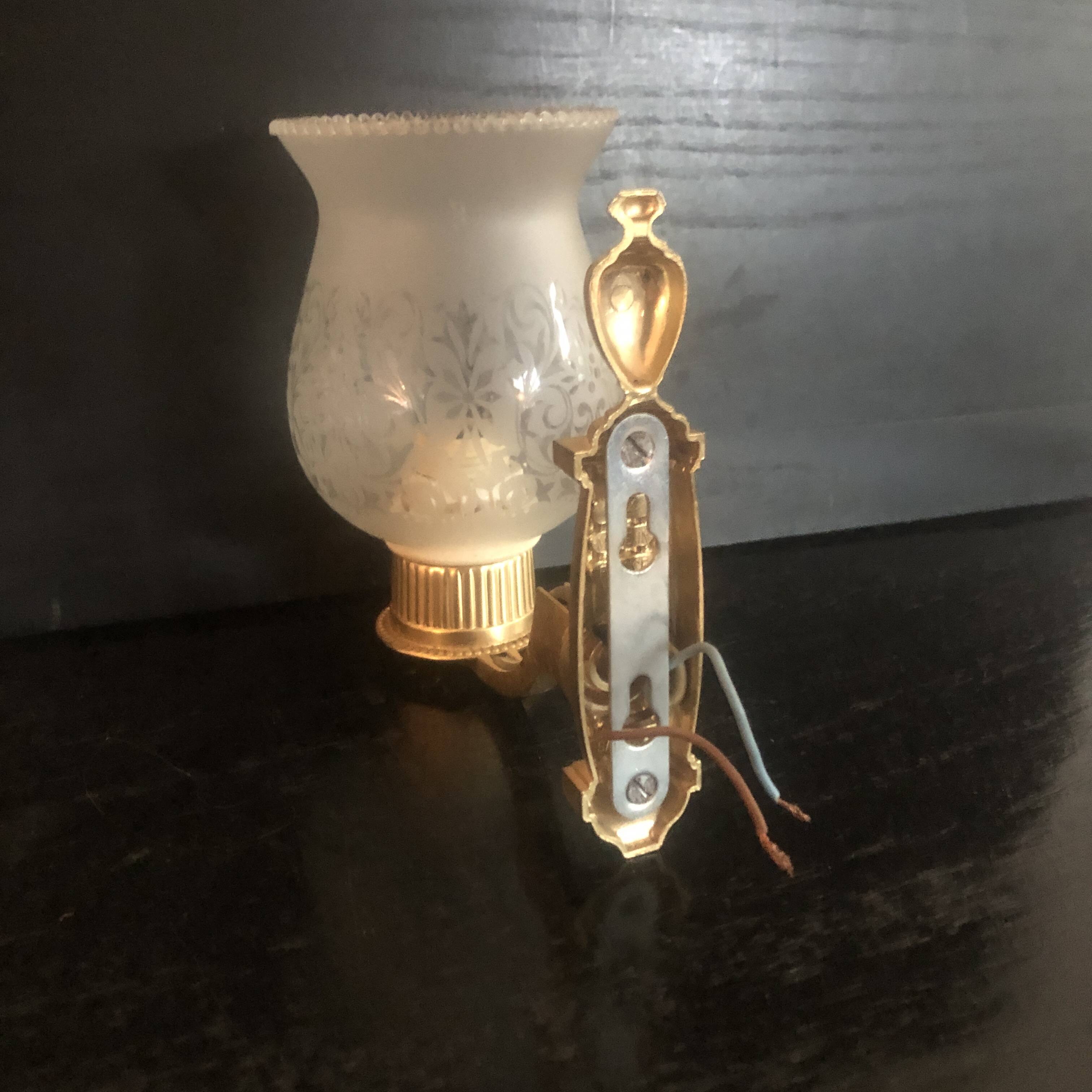 Pairs of Art Deco appliqués