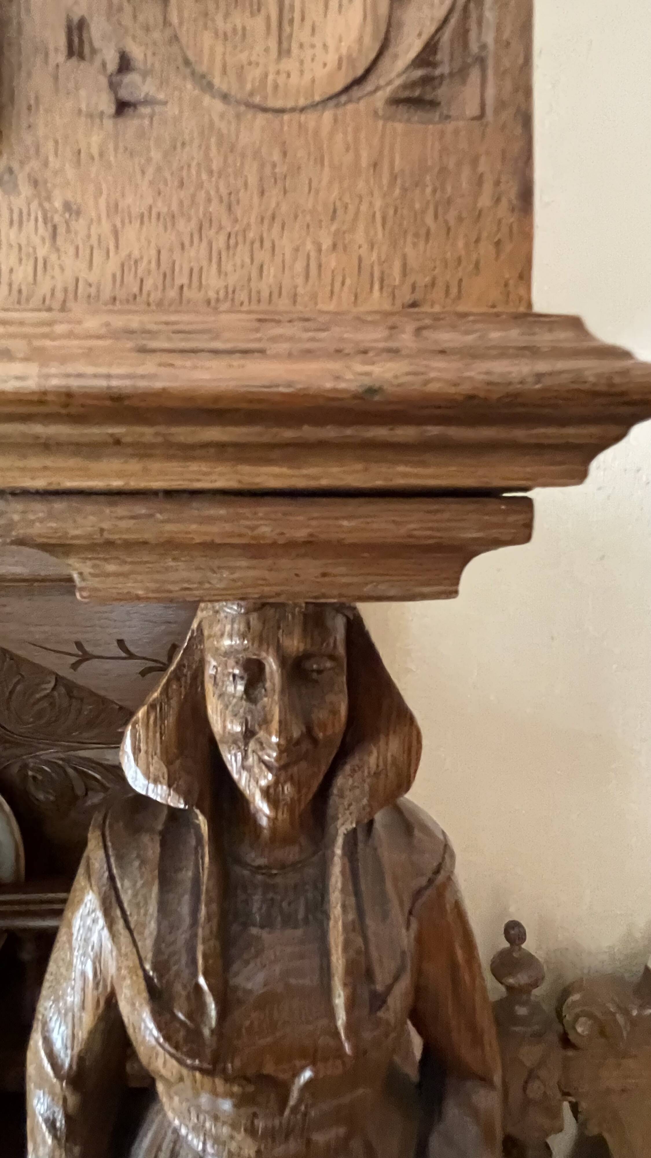 Superb Breton buffet finely carved