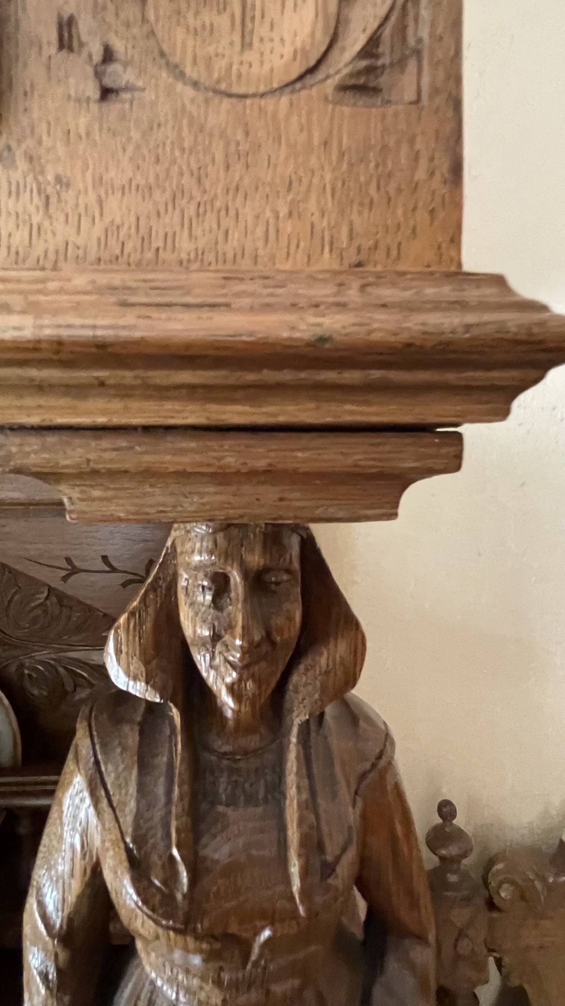 Superb Breton buffet finely carved