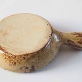 Sandstone water butter assembly