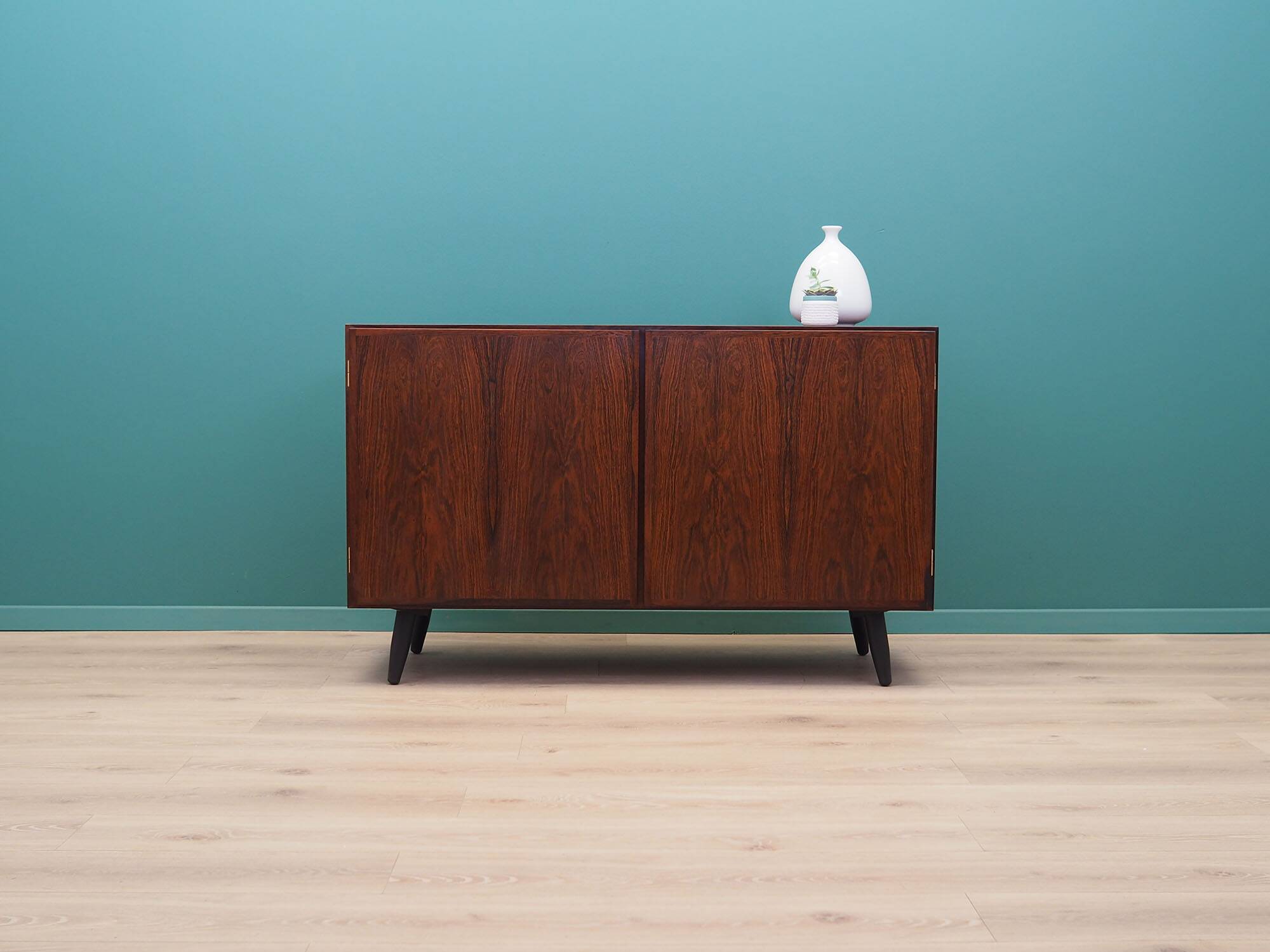 Meuble en palissandre, design danois, années 1970, fabricant : Omann Jun