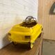 Voiture à pedale pour enfant vintage