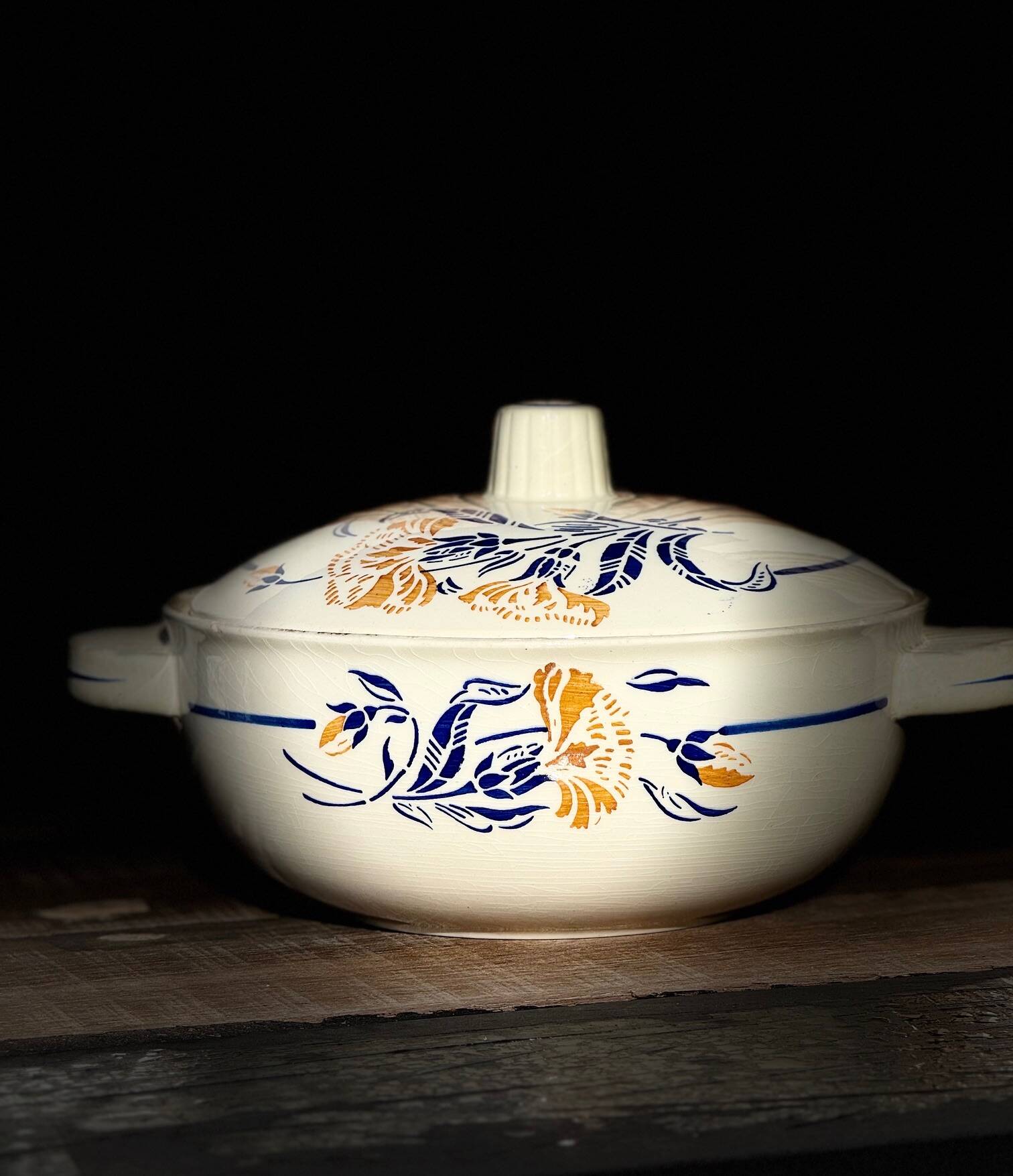 Soup tureen, vegetable dish K&G Luneville