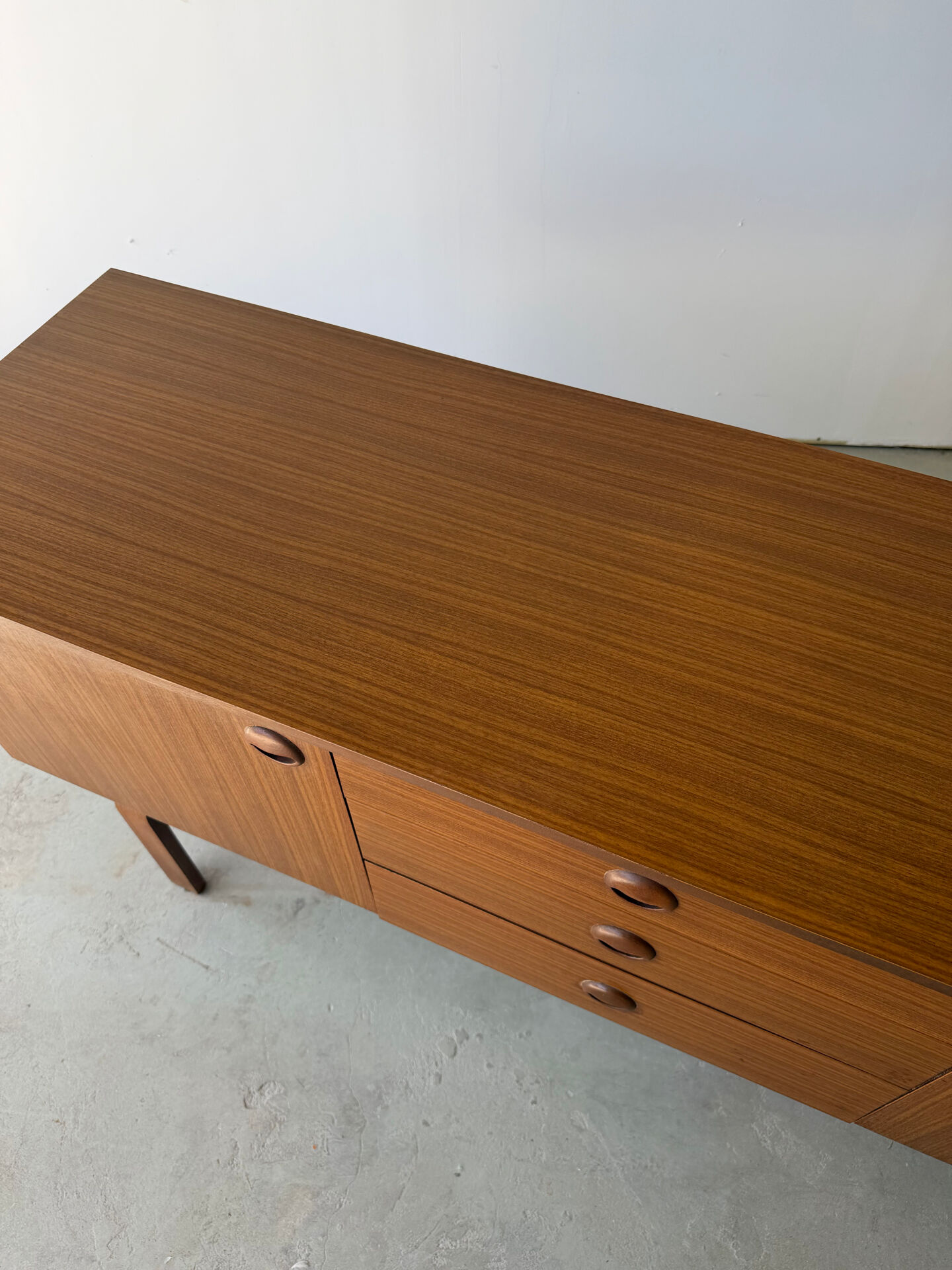 Teak sideboard with Scandinavian design by Schreiber from the 1970s.