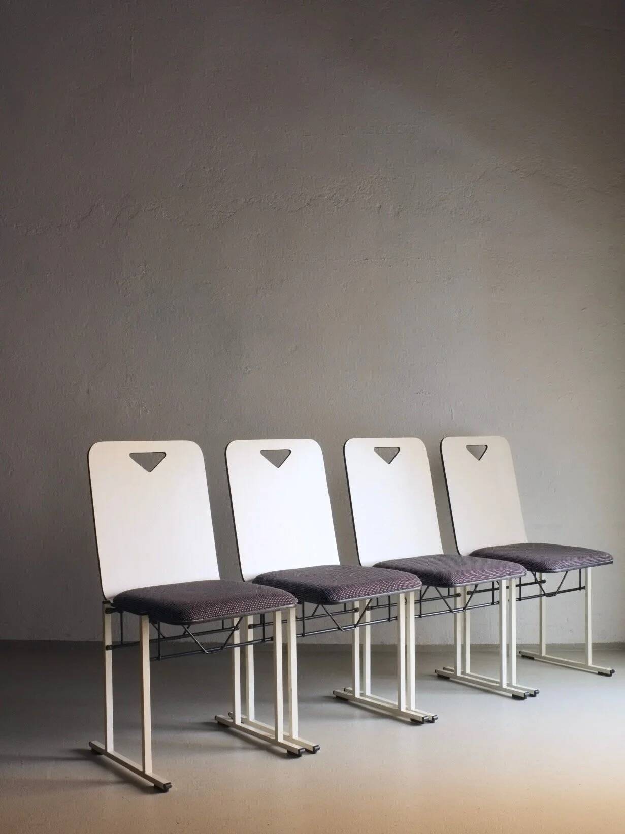 4 chaises en métal blanc par Yrjö Kukkapuro pour Avarte, Finlande, années 1980