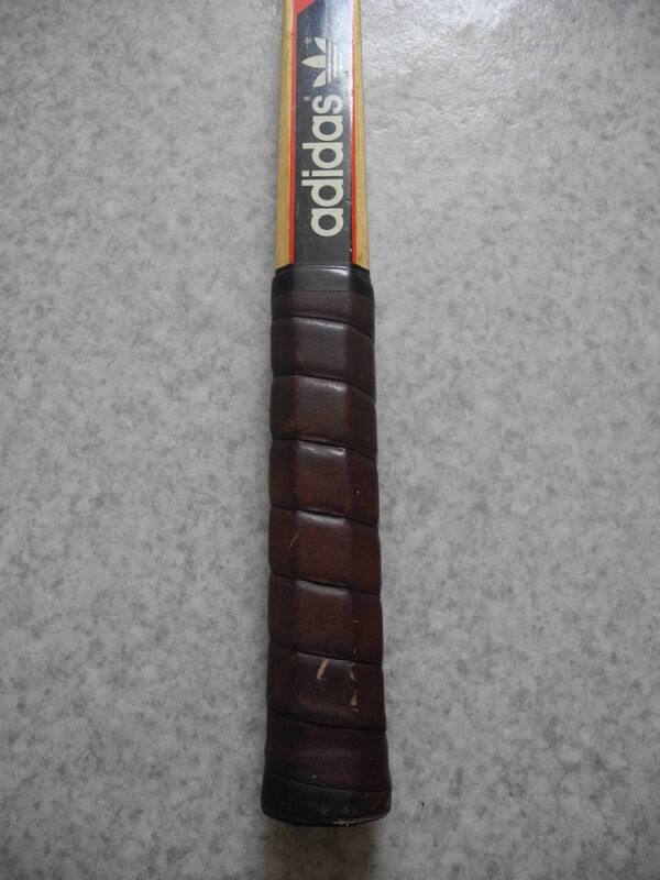 raquette tennis Adidas Ilie Nastase sport vintage racquet 80s