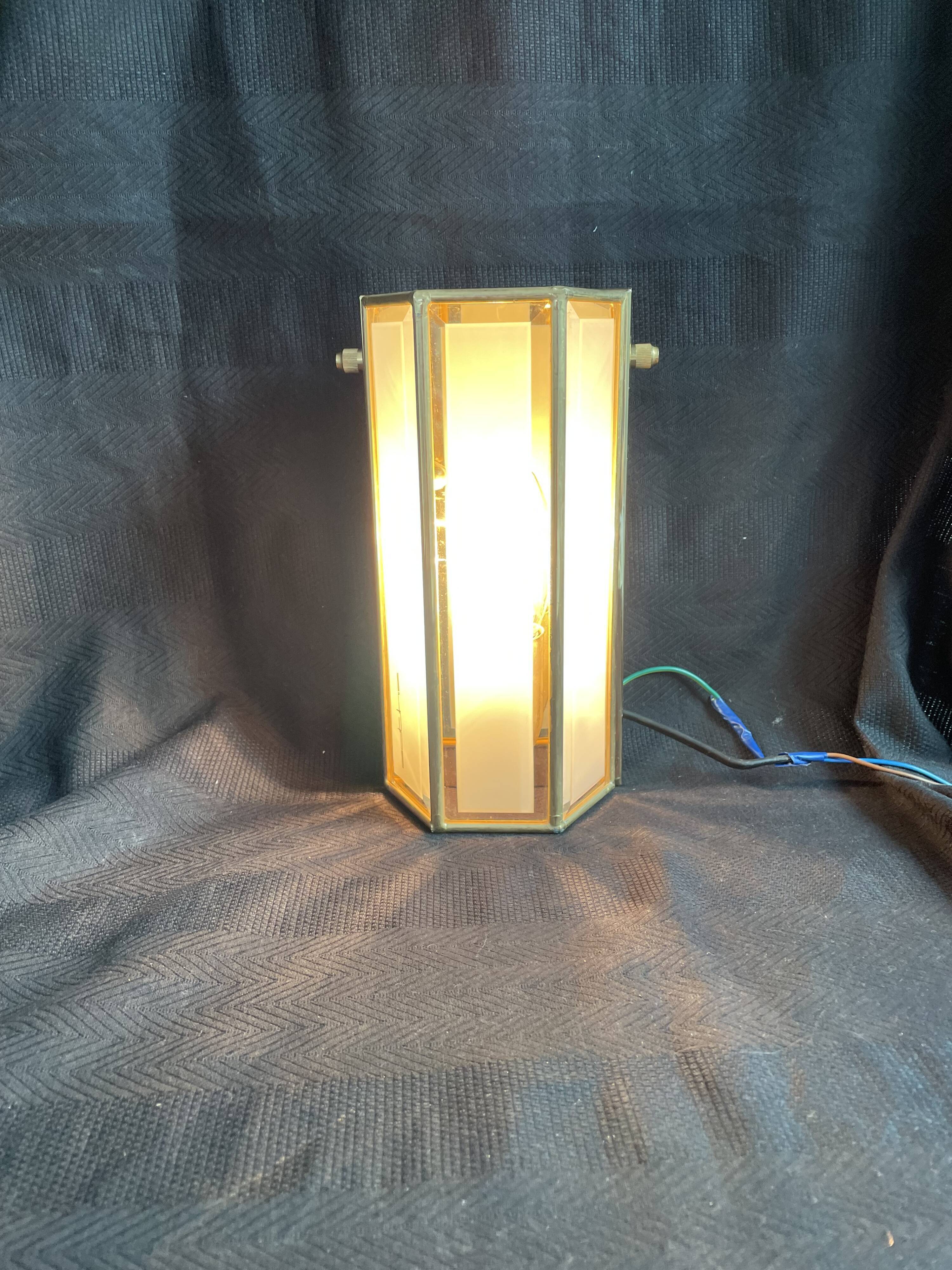 SOTHIS wall lamp - hexagonal - glass and brass - Italy