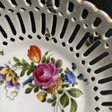 Openwork porcelain bowl with hand decoration – Von Schierholz manufactory in Plaue