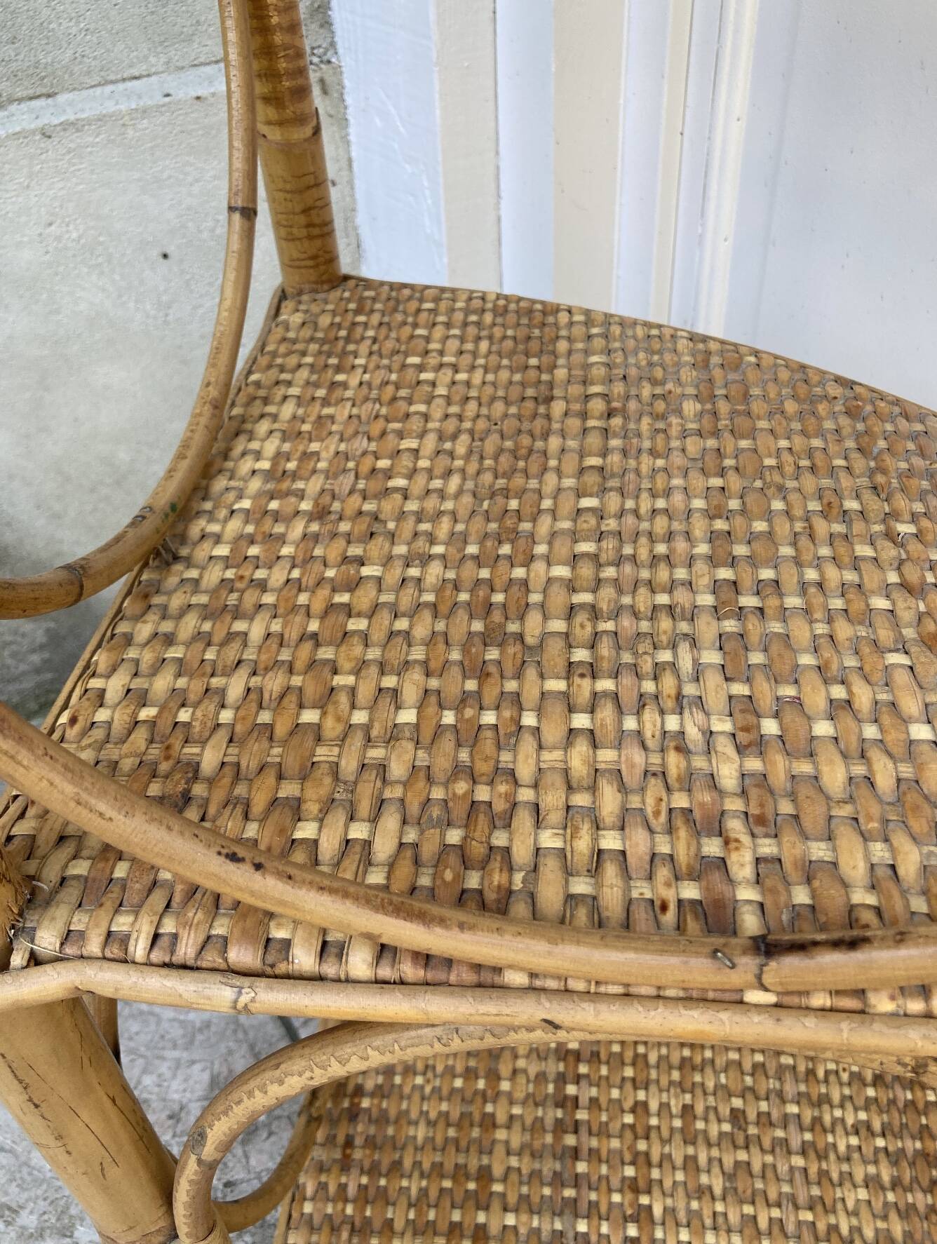Vintage rattan corner shelf