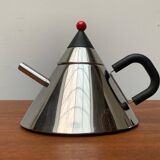 Postmodern Japanese kettle in stainless steel, set of 2