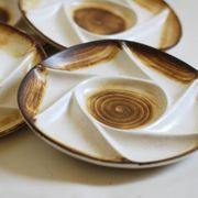 Divided plates in vintage French hand-painted stoneware "Longchamp"