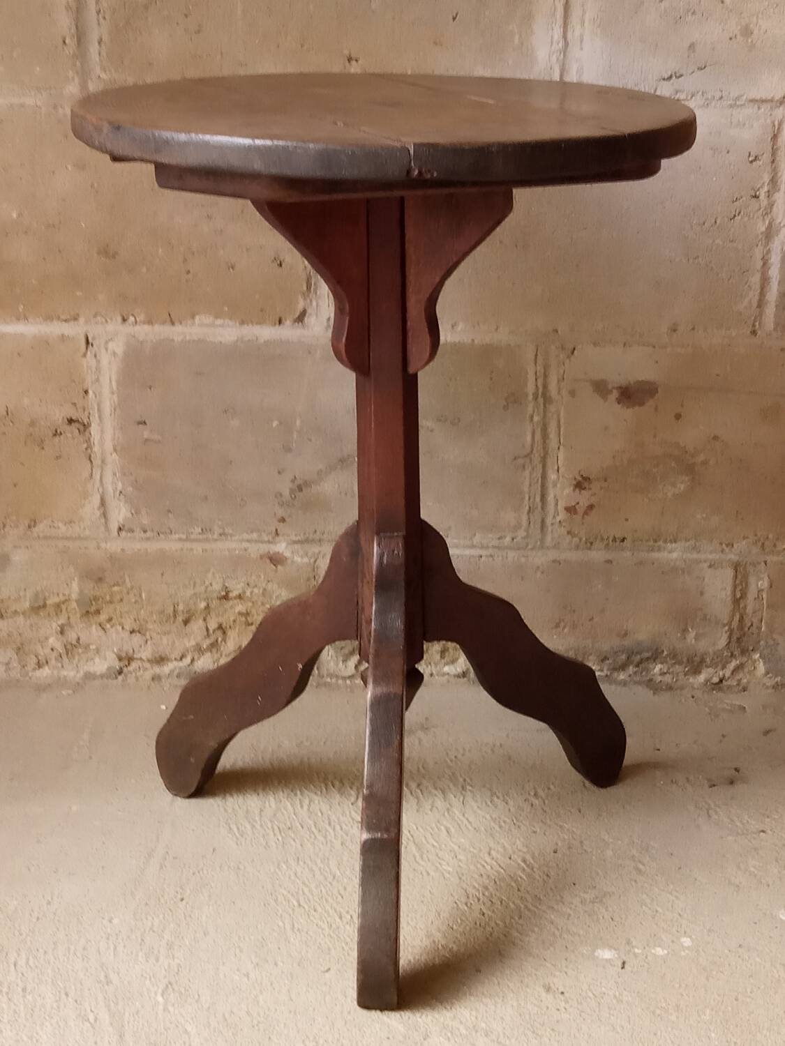 19th century oak pedestal table