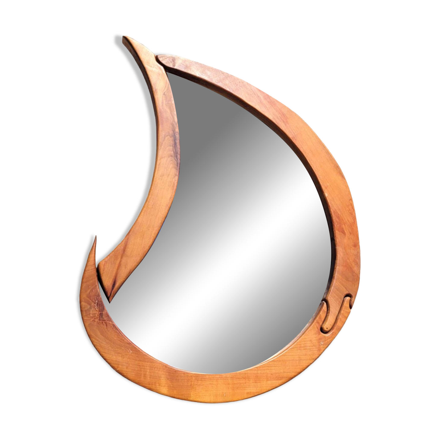 Free-form vintage mirror