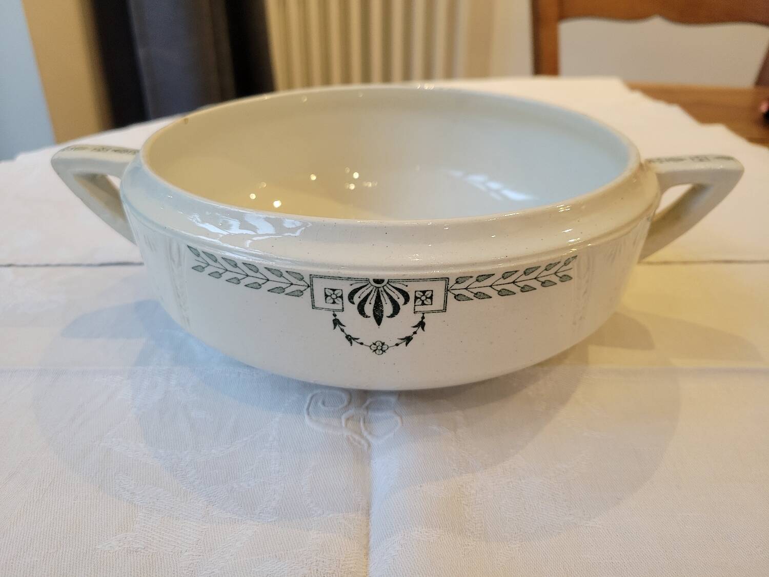 Clara model Terre de Fer plate