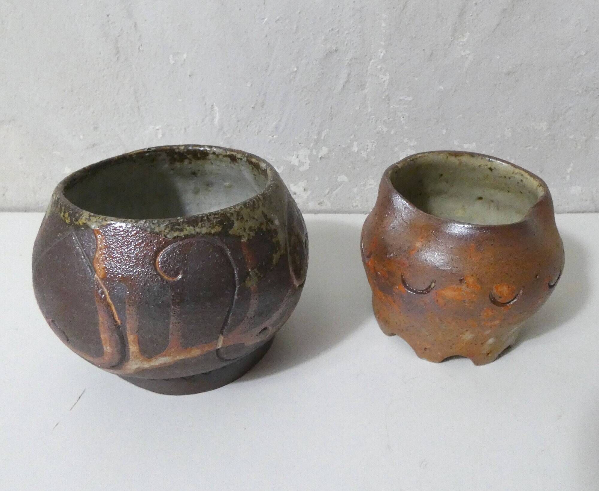 2 asymmetrical brutalist stoneware bowls signed G.Toutous Vintage