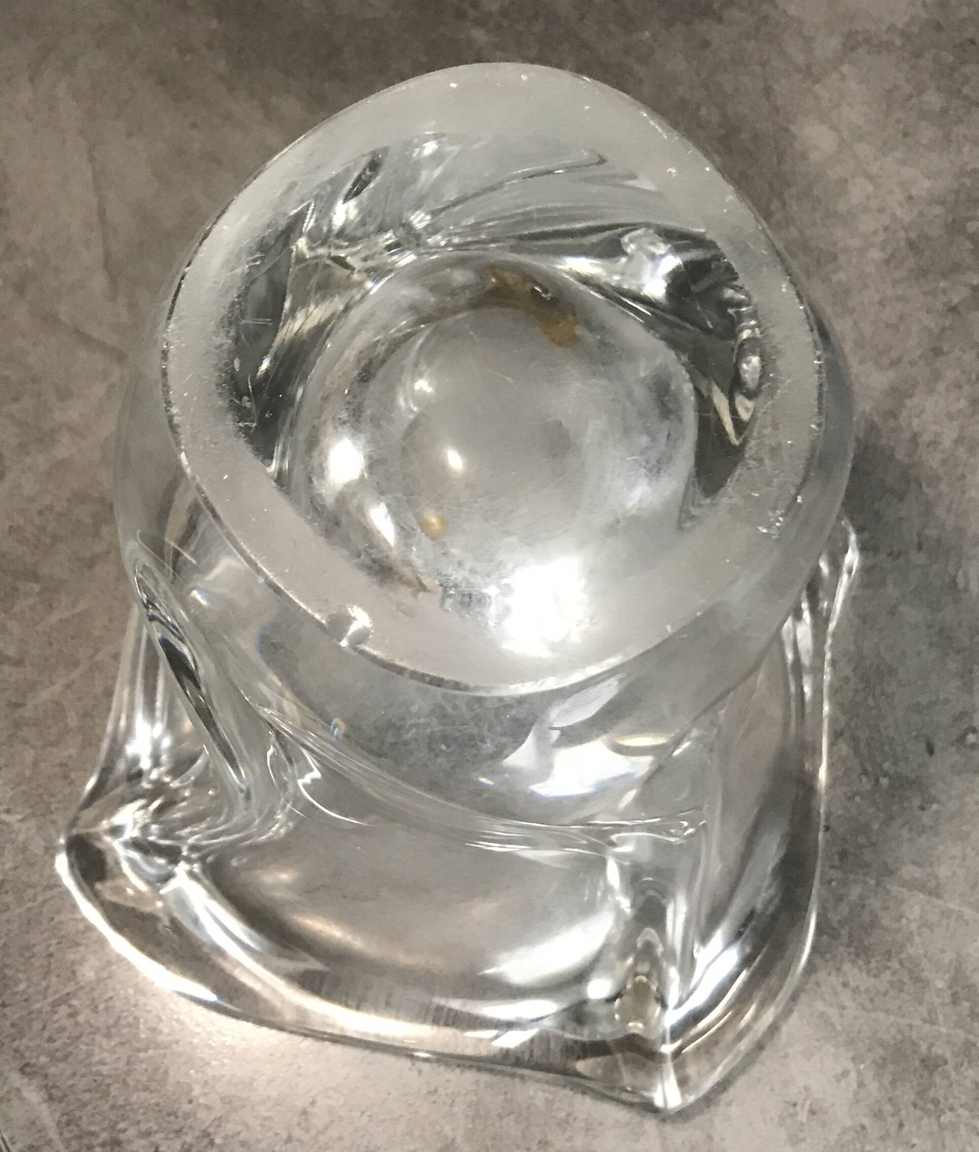 Crystal vase signed daum france free form 4.4 kg