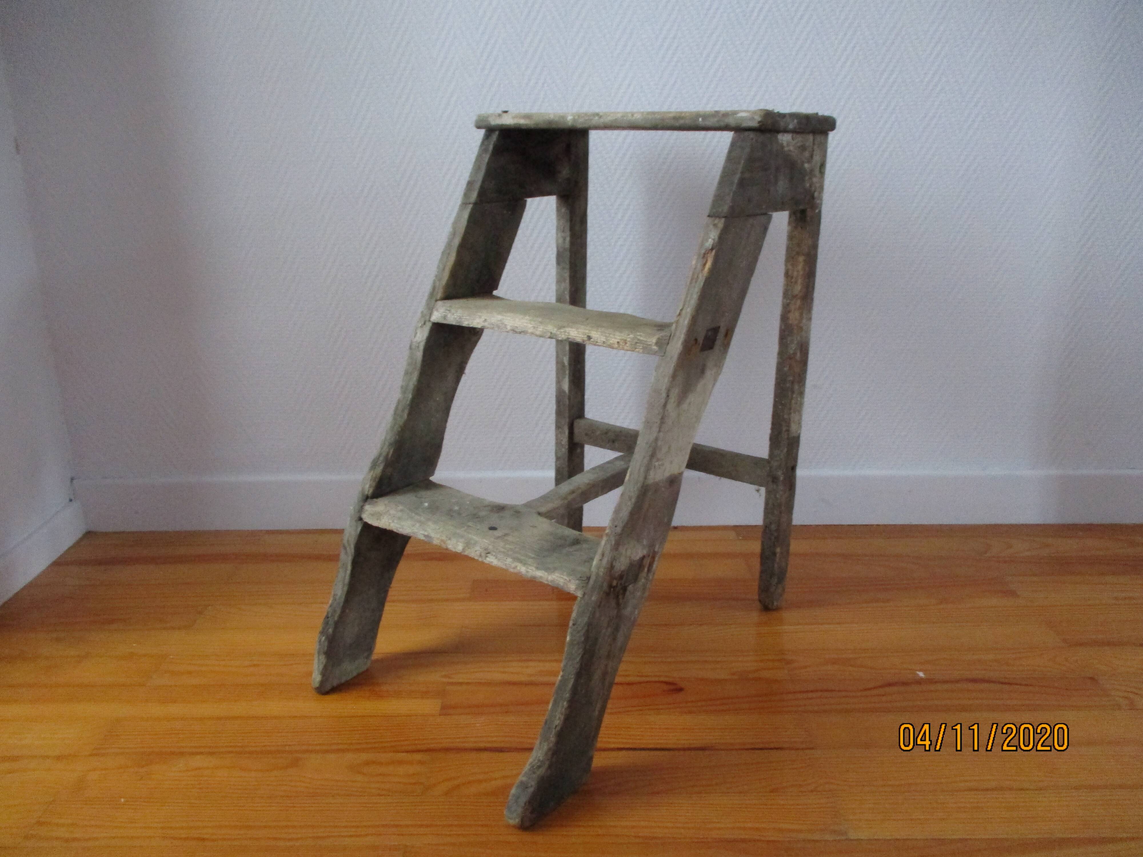 Old stepladder