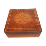 Cigar decorated wooden box