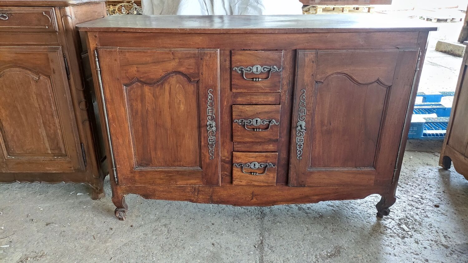 Sideboard 2 doors 3 drawers walnut