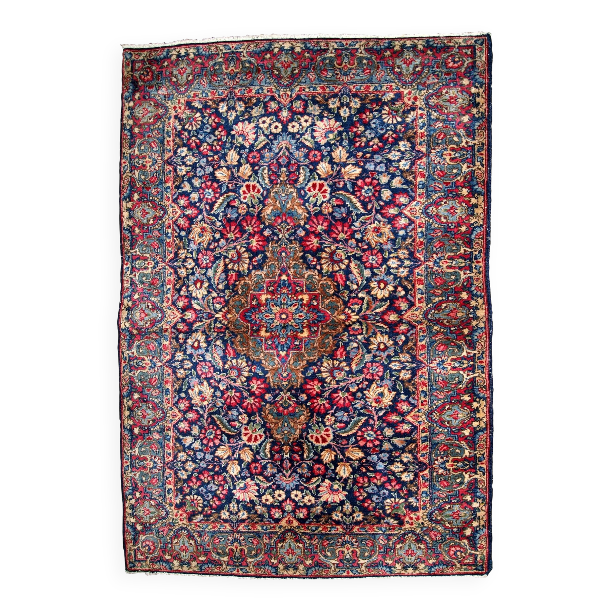 Handmade antique Persian Kerman rug 4' x 6.4' (122cm x 195cm) 1920s