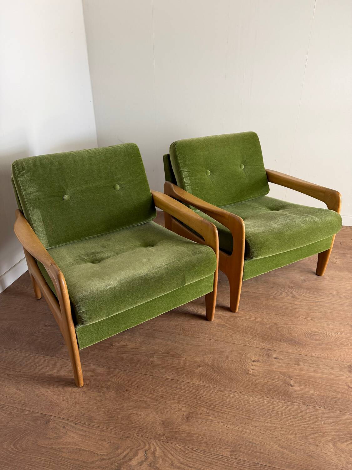 Pair of vintage Scandinavian armchairs – Eugen Schmidt / Solofor style