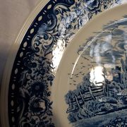 Grand plat de service rond en porcelaine Château Bleu de Villeroy & Boch