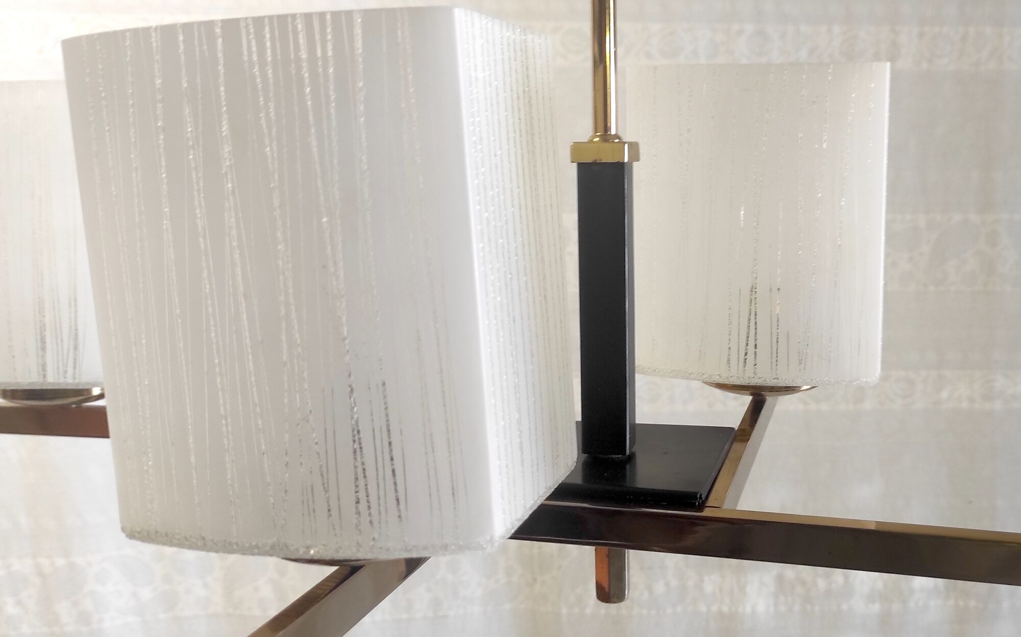 Chandelier in brass and lacquered metal 50s 60s
