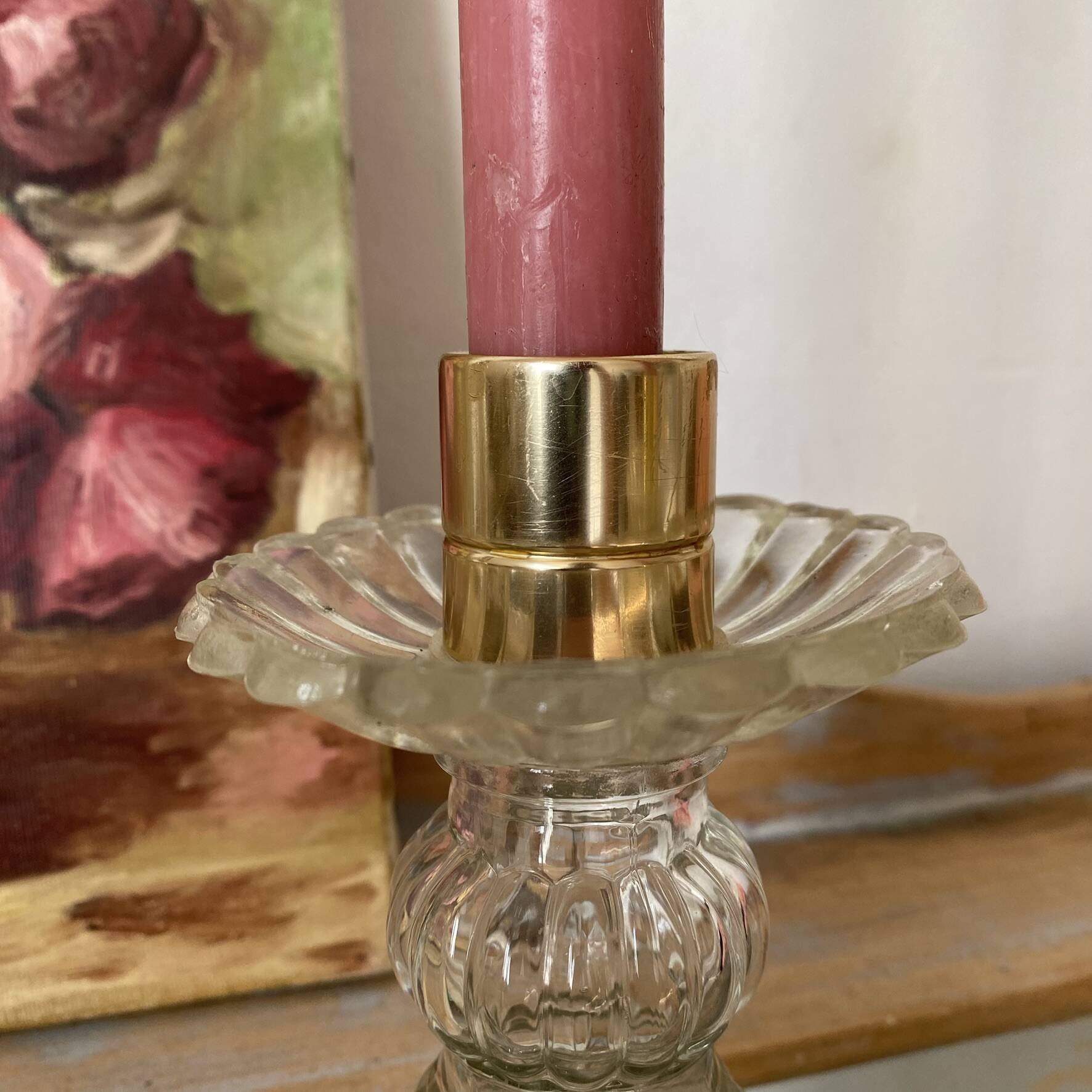 Paire de bougeoirs en verre flacons roger gallet
