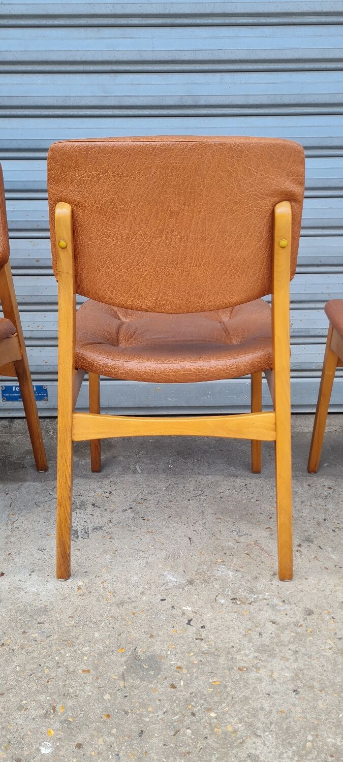 Set of 4 Scandinavian chairs