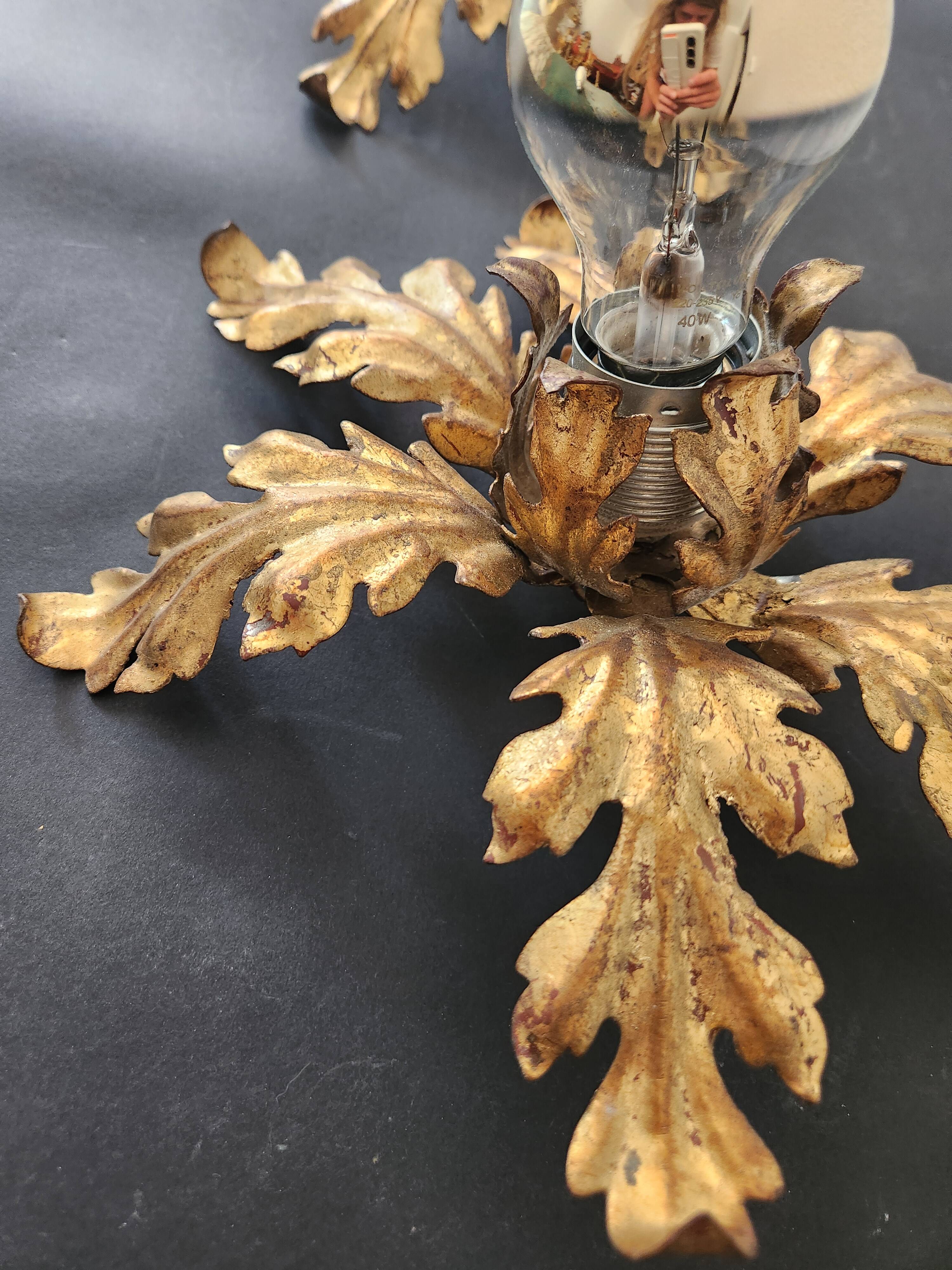 Gilded hand-forged Florentine wall lamp Hans Kögl style, Italy