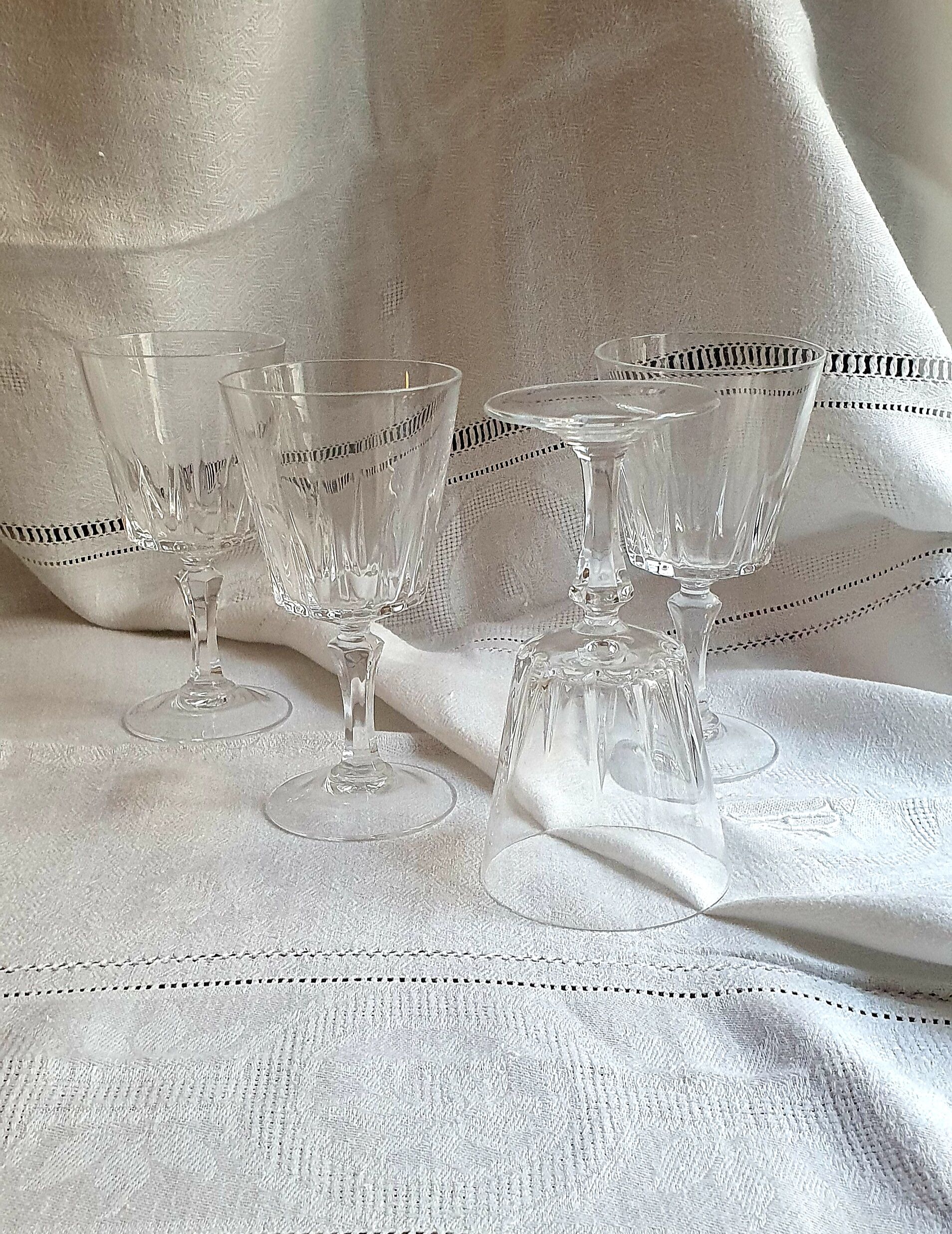 Set of 4 Art Deco crystal wine glasses