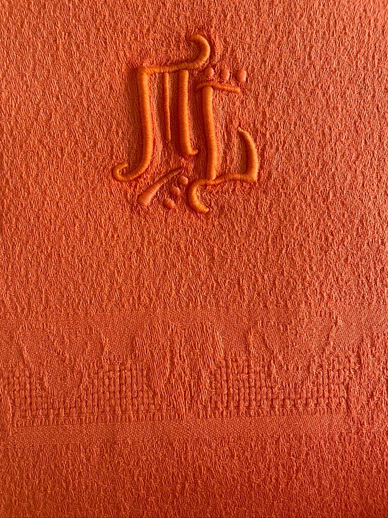 Old tablecloth & its 10 tinted and embroidered napkins "the ML mandarin" orange - cotton - 150x200