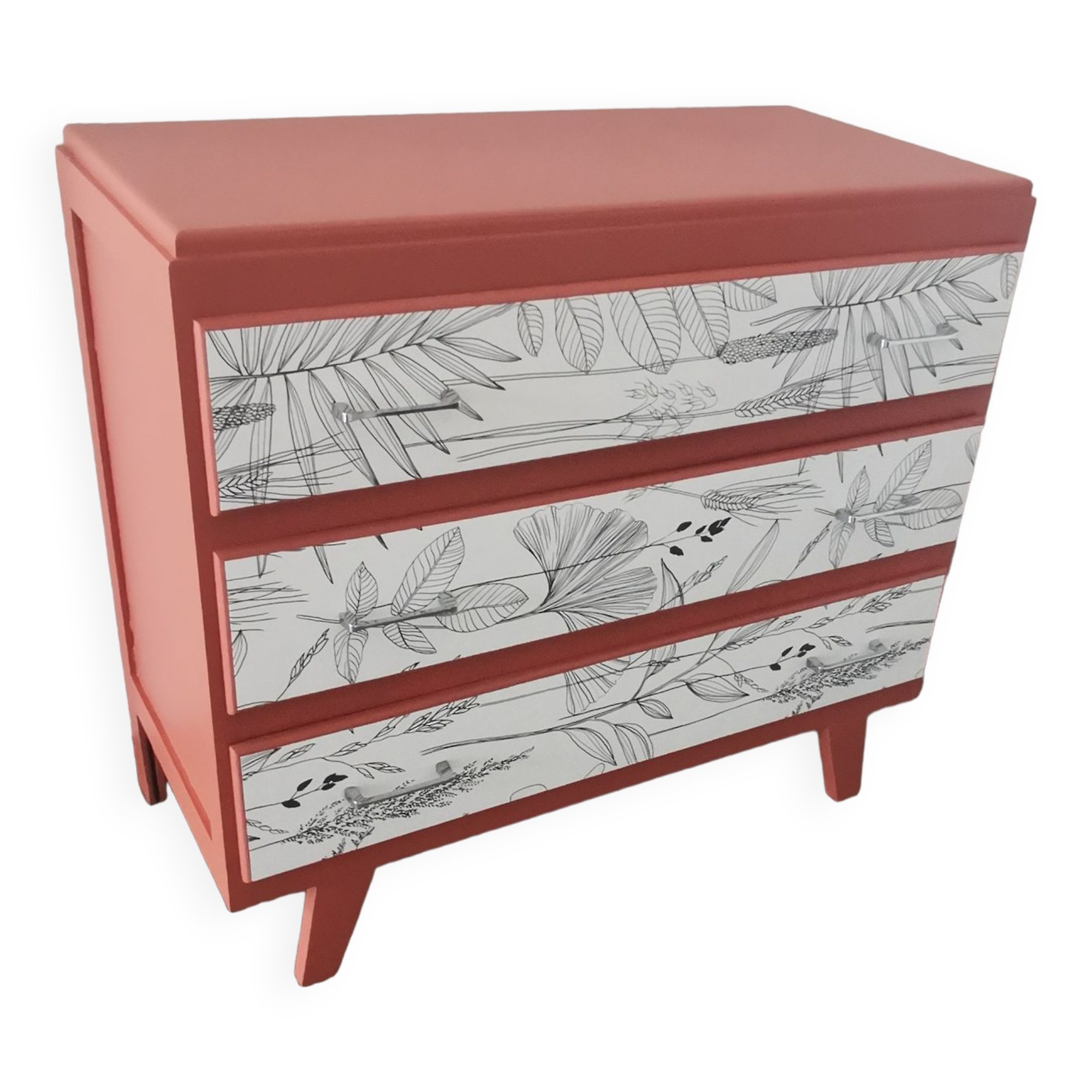 Vintage chest of drawers