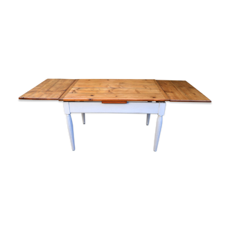 Kitchen table