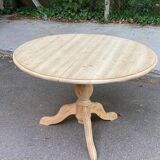 Interior's extendable round tripod dining table renovated in solid wood