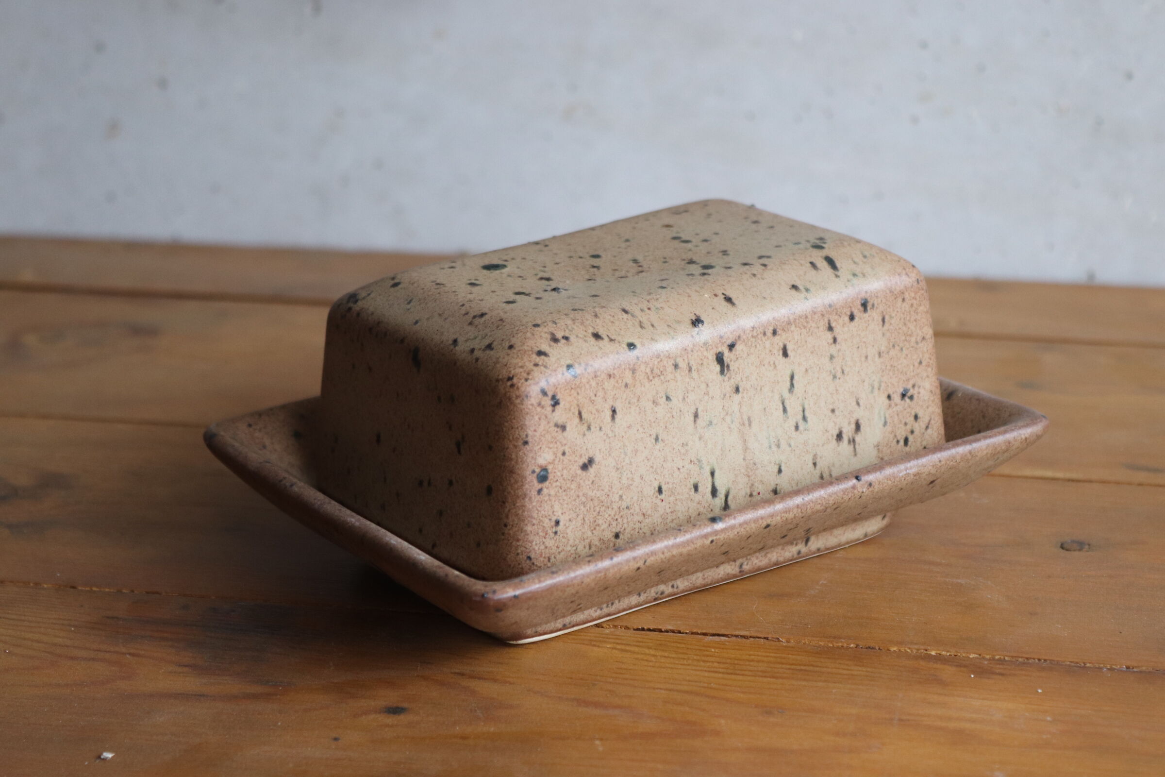 Speckled stoneware butter dish