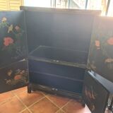 Lacquered Asian sideboard furniture with mother-of-pearl in relief