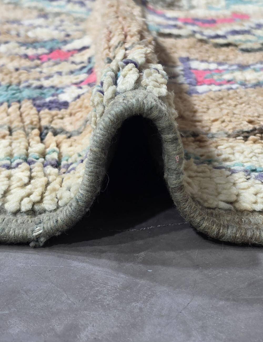 Vintage Berber Carpet Boujad - 320 x 184 cm