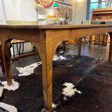 Farm table