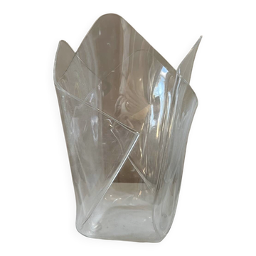Vase design plexiglass style Guzzini vintage