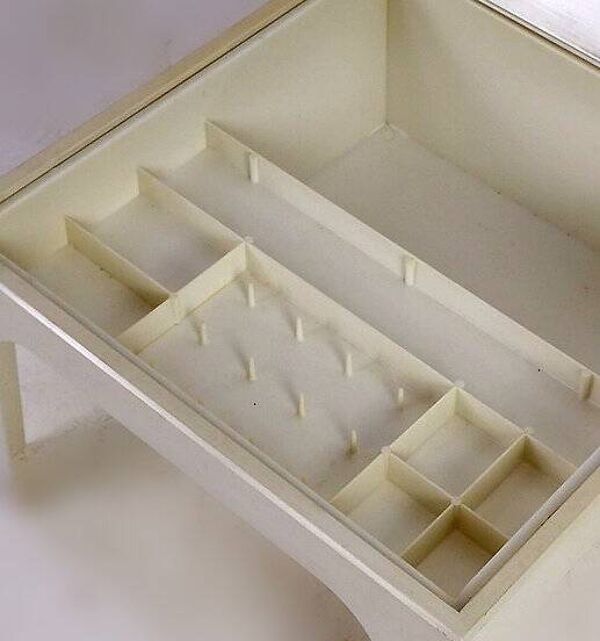 FLAIR ''Travailleuse'' Coffee Table 1970s