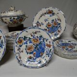 Gien. earthenware service part, rooster and peony model. 38 pieces
